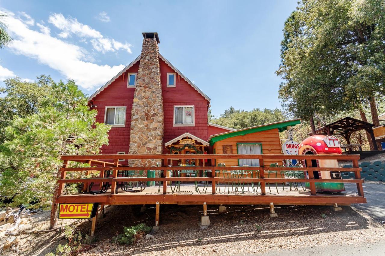 Hicksville Pines Chalets&Motel Idyllwild Extérieur photo