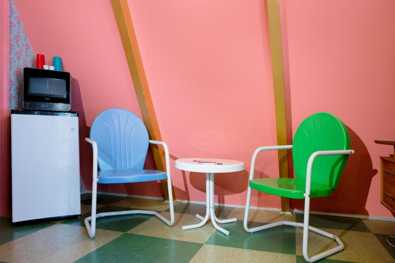 Hicksville Pines Chalets&Motel Idyllwild Extérieur photo