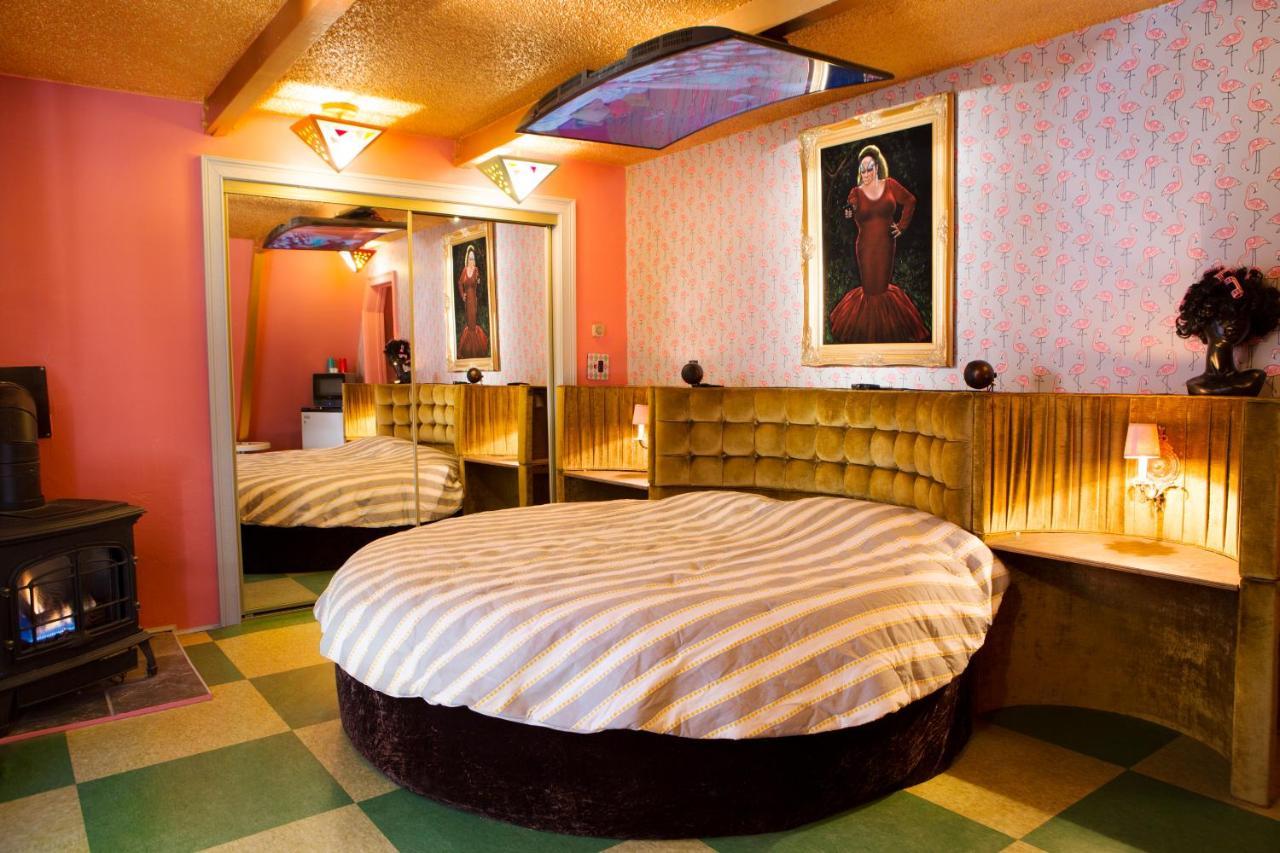 Hicksville Pines Chalets&Motel Idyllwild Extérieur photo